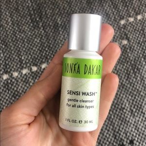 sonya dakar face wash